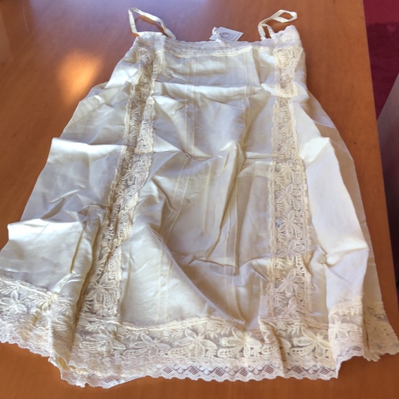 CHASING UNICORNS Yesterday’s Mini - Picture 10 of 12